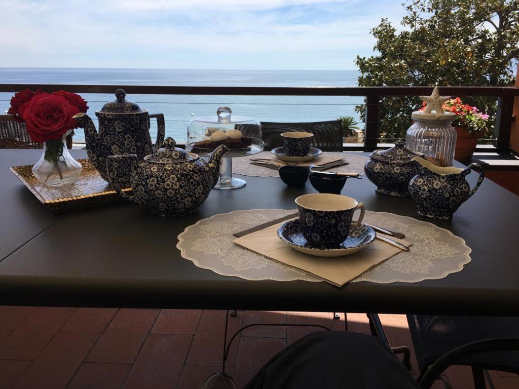 Appartamento Fronte Mare, Vista Mozzafiato Varazze Ngoại thất bức ảnh